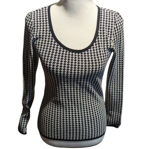 White House Black Market S/P Houndstooth Knit Top Sweater Black White Classic